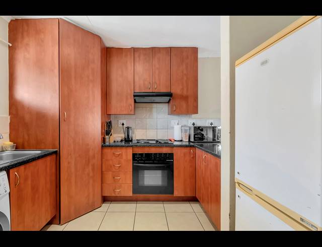 2 BEDROOM APARTMENT FOR SALE IN FERNDALE